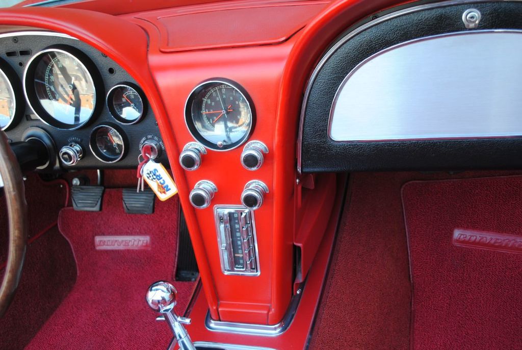 1967 Chevrolet Corvette  - 19967271 - 12