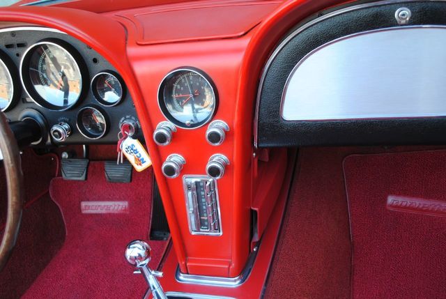 1967 Chevrolet Corvette  - 19967271 - 12