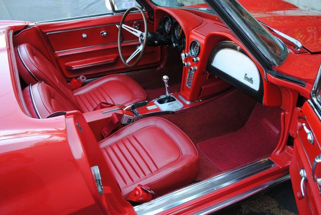 1967 Chevrolet Corvette  - 19967271 - 17