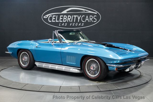 1967 Chevrolet Corvette Convertible 427 Restomod  - 22982775 - 14