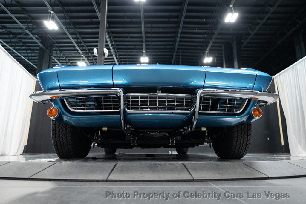 1967 Chevrolet Corvette Convertible 427 Restomod  - 22982775 - 19
