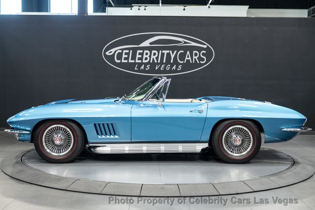 1967 Chevrolet Corvette Convertible 427 Restomod  - 22982775 - 20