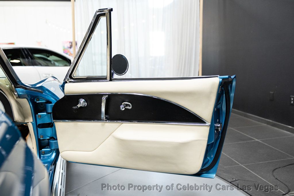 1967 Chevrolet Corvette Convertible 427 Restomod  - 22982775 - 44