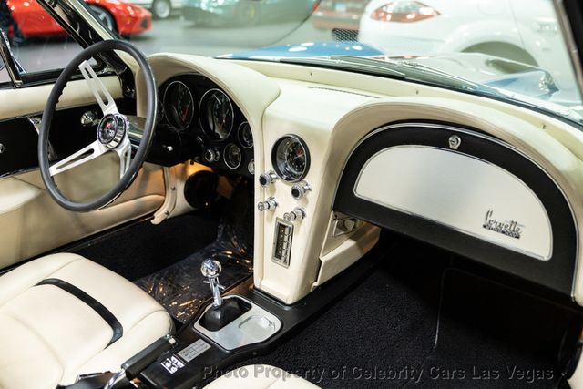 1967 Chevrolet Corvette Convertible 427 Restomod  - 22982775 - 47