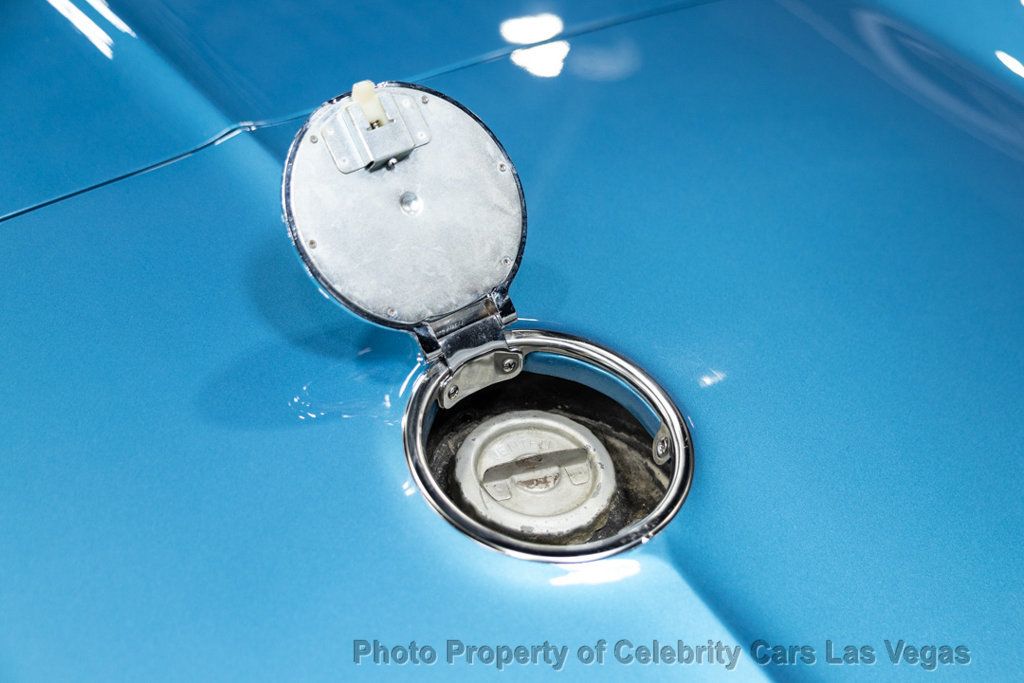 1967 Chevrolet Corvette Convertible 427 Restomod  - 22982775 - 52