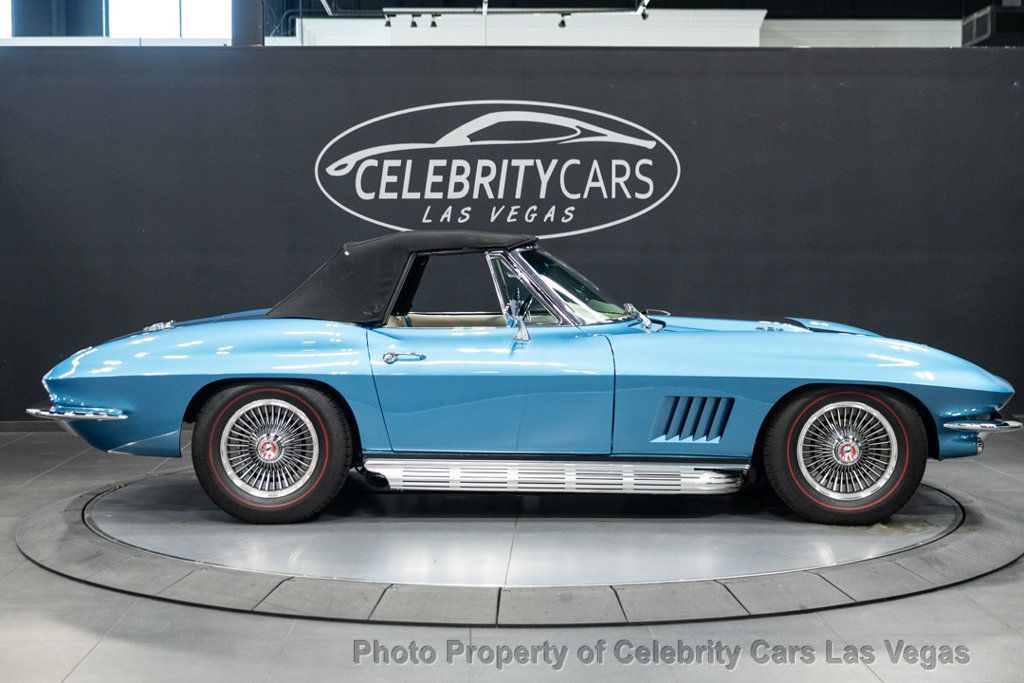 1967 Chevrolet Corvette Convertible 427 Restomod  - 22982775 - 66