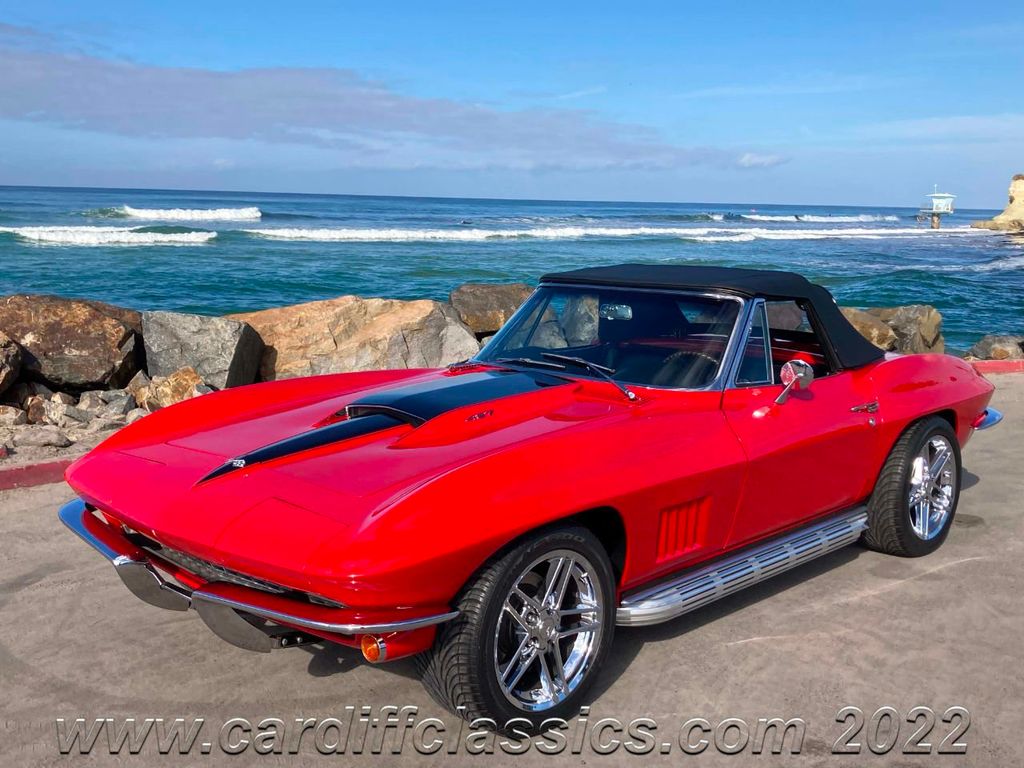 1967 Chevrolet Corvette Roadster  - 21651021 - 24