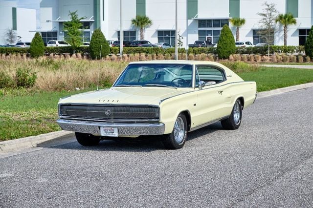 1967 hemi dodge charger