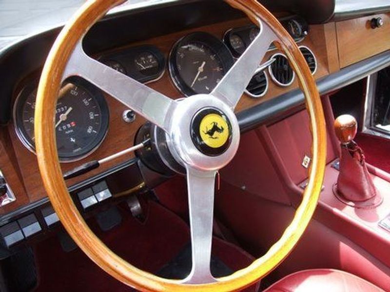 1967 Ferrari 330 GT GT Single Headlights - 3205060 - 14