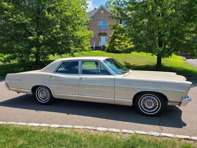 1967 Ford GALAXIE 500  - 20924484 - 32