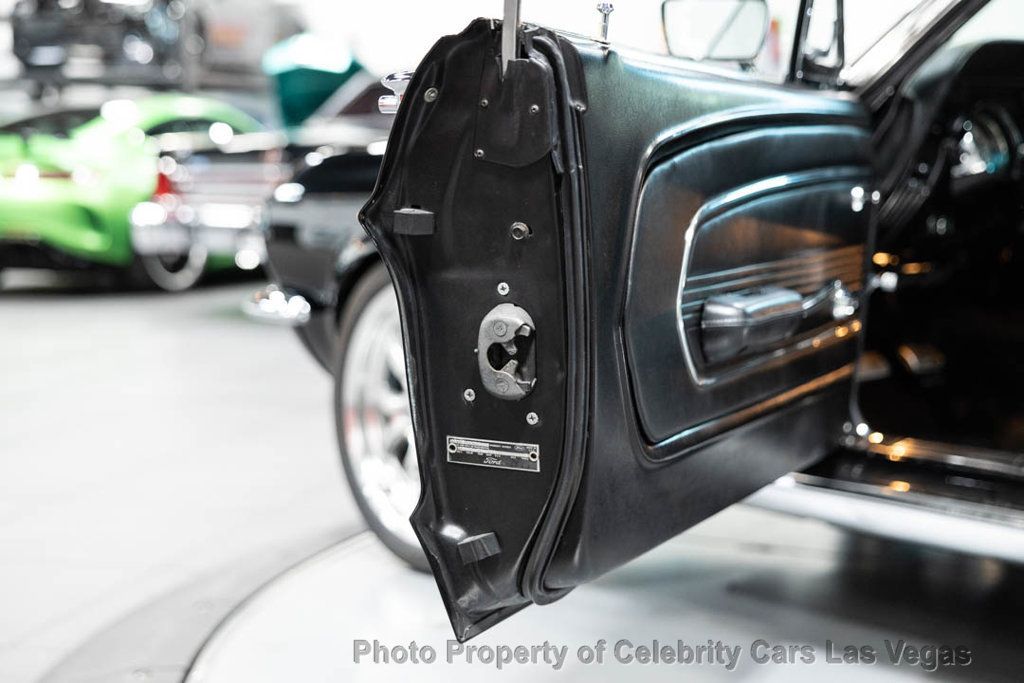 1967 Ford Mustang Fastback Restomod - 23037037 - 33