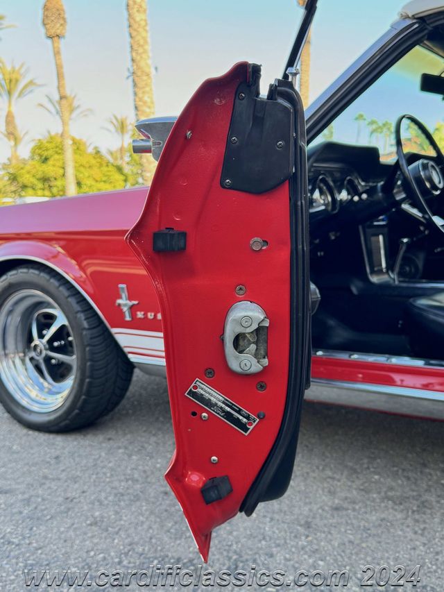 1967 Ford Mustang V8 Convertible  - 22642142 - 24