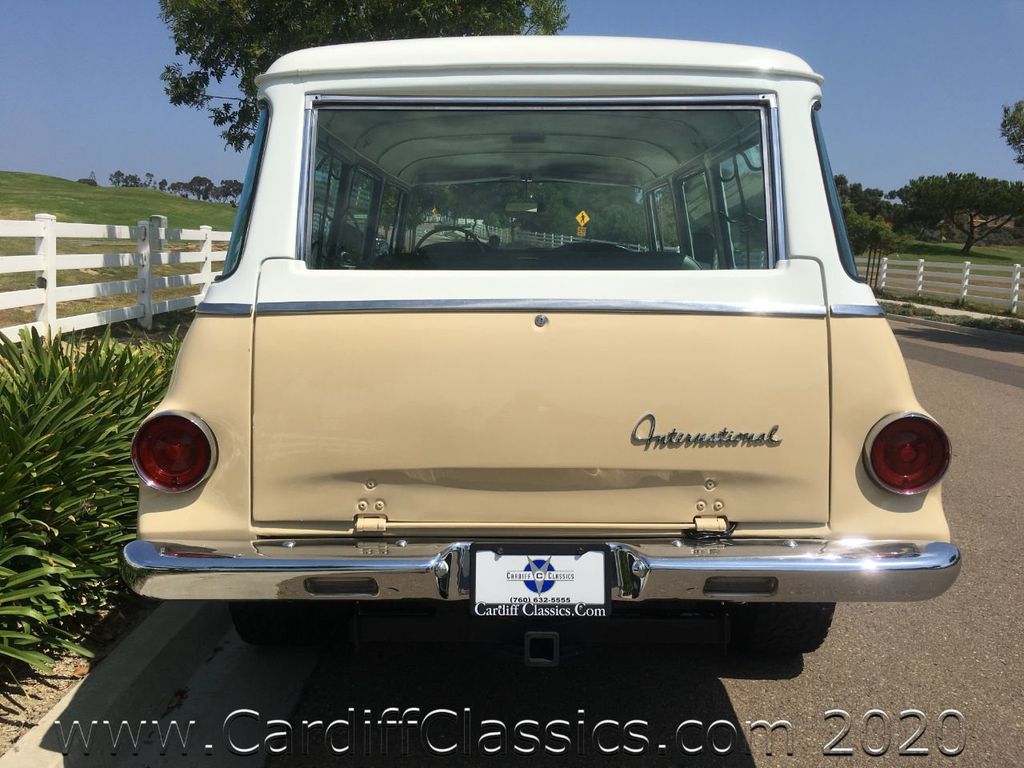 1967 International Harvester Travelall  - 20249817 - 44