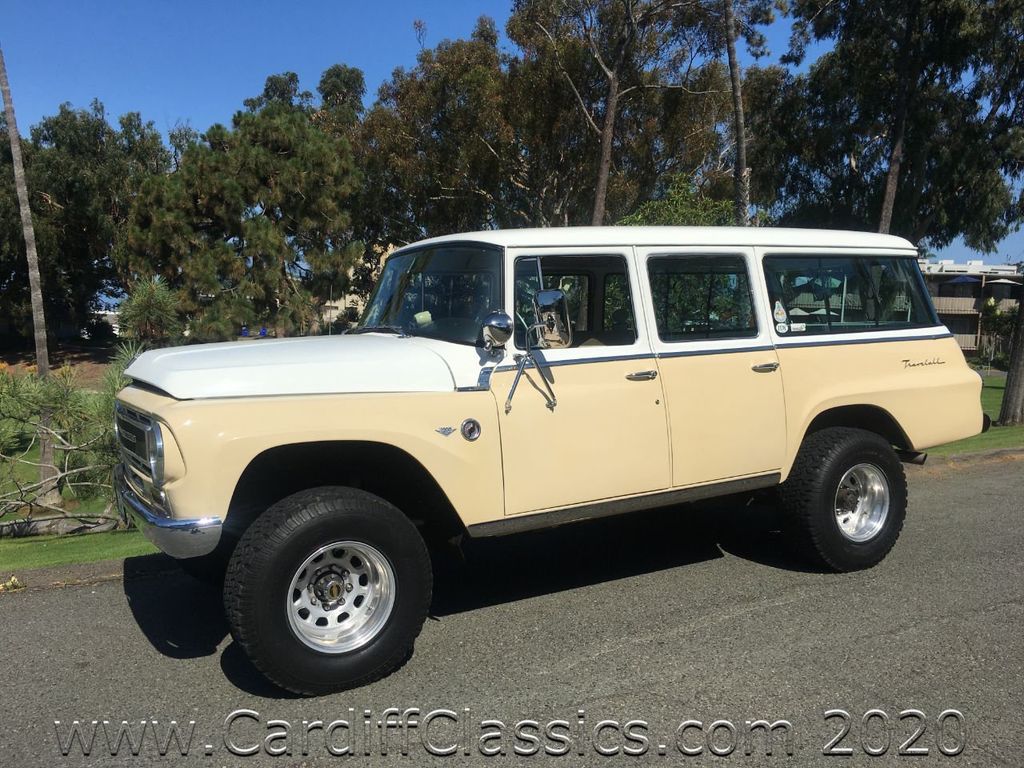 1967 International Harvester Travelall  - 20249817 - 5