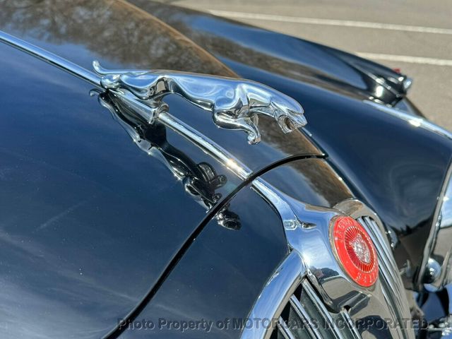 1967 Jaguar 340 ABSOLUTELY STUNNING AS WELL AS SUCH A PLEASURE TO DRIVE!! - 23020965 - 10