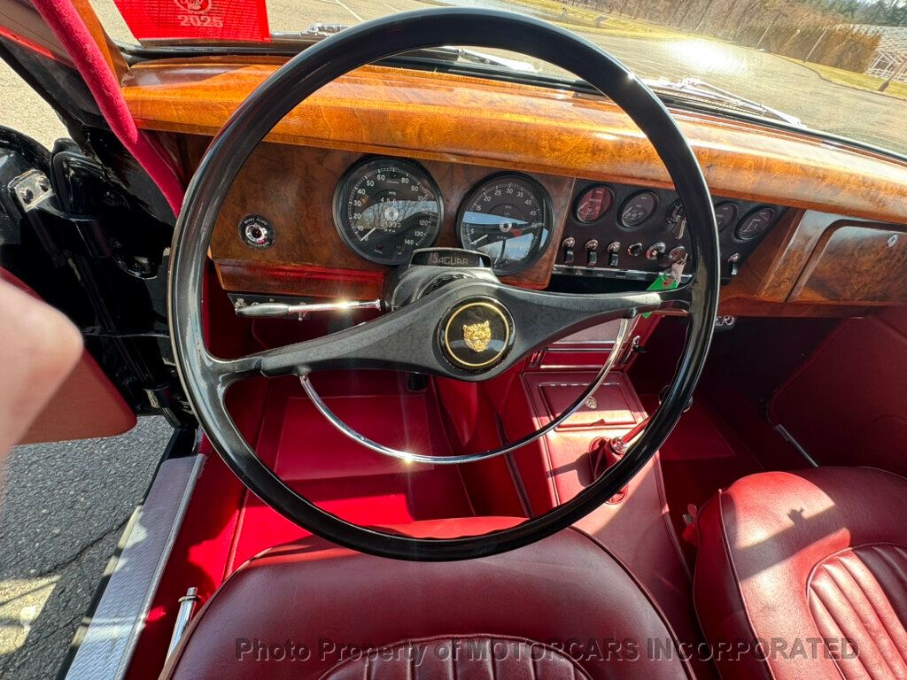 1967 Jaguar 340 ABSOLUTELY STUNNING AS WELL AS SUCH A PLEASURE TO DRIVE!! - 23020965 - 18