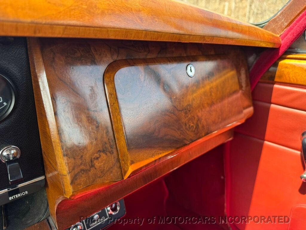 1967 Jaguar 340 ABSOLUTELY STUNNING AS WELL AS SUCH A PLEASURE TO DRIVE!! - 23020965 - 26