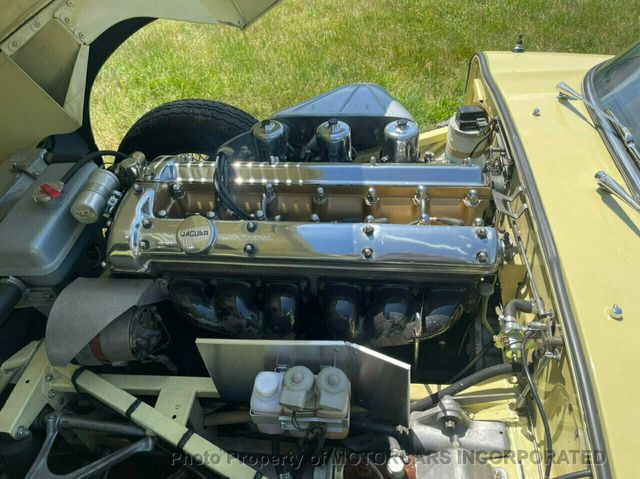 1967 Jaguar E-Type 1967 JAGUAR S1 E-TYPE OPEN TWO SEATER ROADSTER/CONVERTIBLE - 18863158 - 34