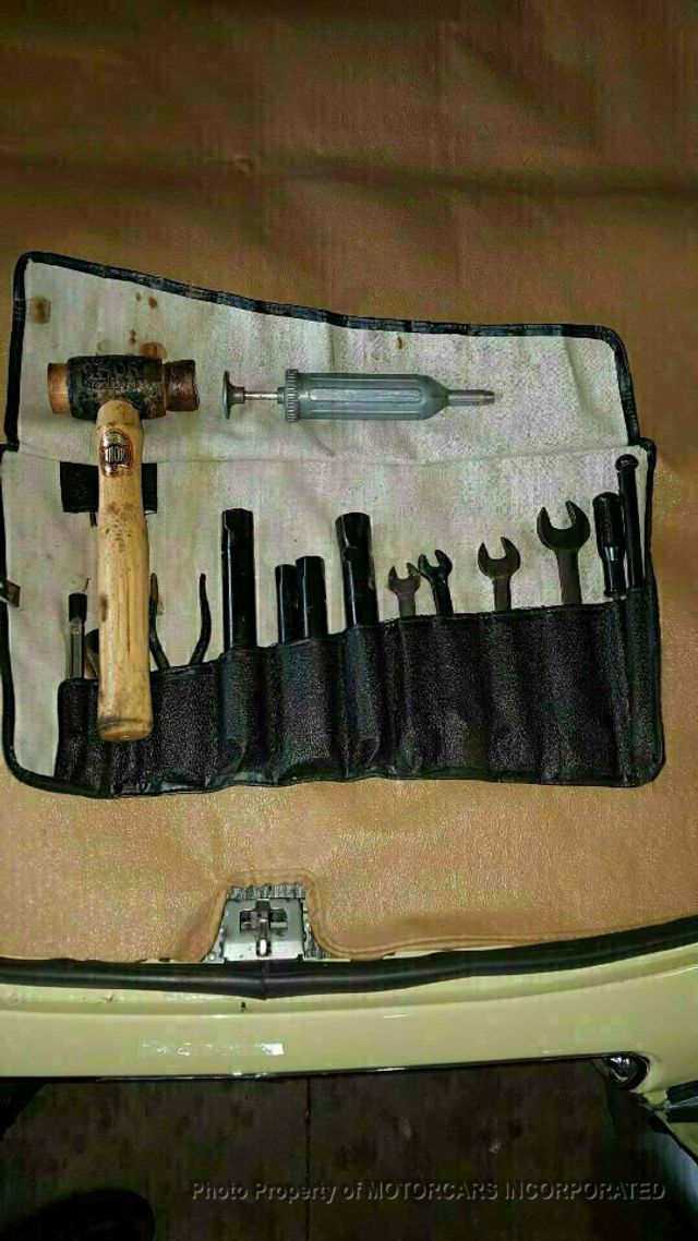 1967 Jaguar E-Type 1967 JAGUAR S1 E-TYPE OPEN TWO SEATER ROADSTER/CONVERTIBLE - 18863158 - 40