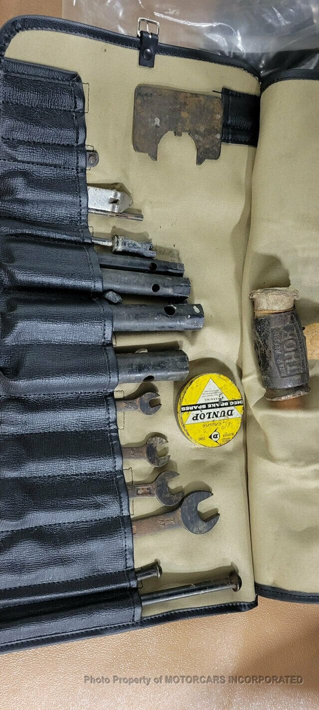 1967 Jaguar E-Type 1967 JAGUAR S1 E-TYPE OTS, SHOW WINNER - 21814545 - 25