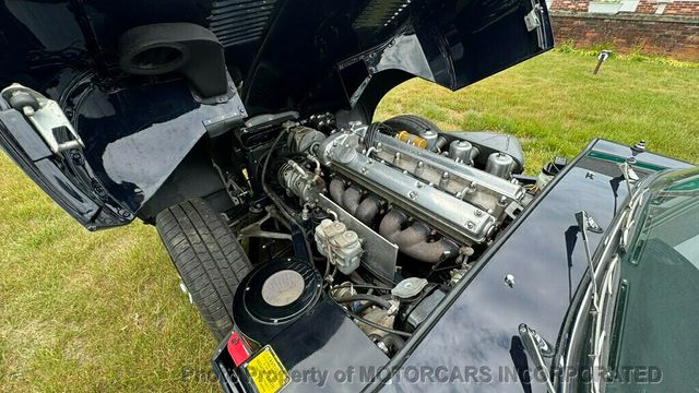 1967 Jaguar E-Type FHC  - 23037798 - 22