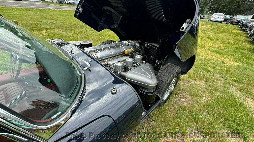 1967 Jaguar E-Type FHC  - 23037798 - 26
