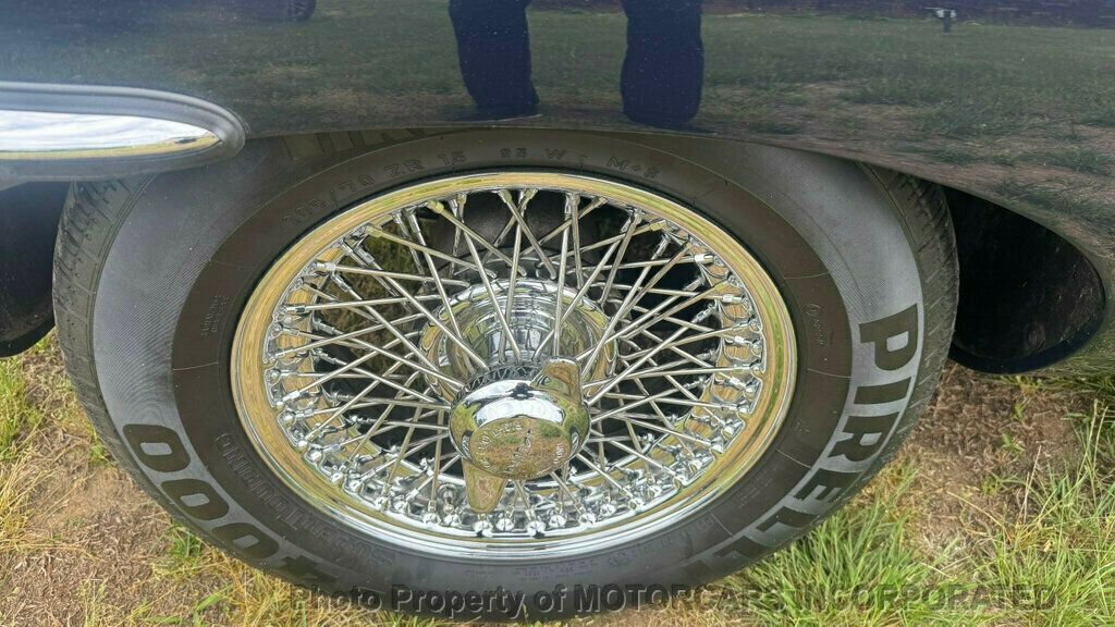 1967 Jaguar E-Type FHC  - 23037798 - 27