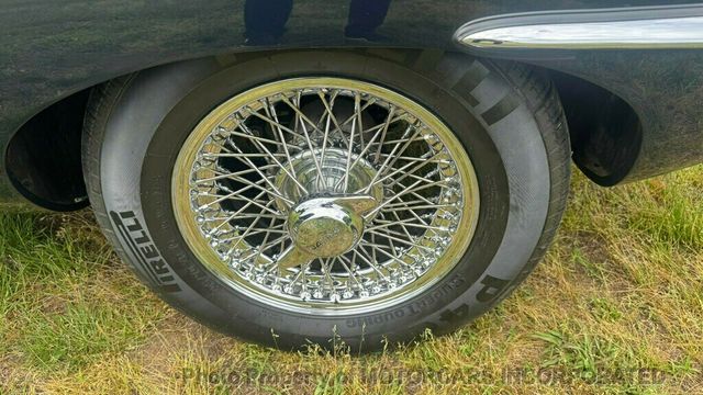 1967 Jaguar E-Type FHC  - 23037798 - 30