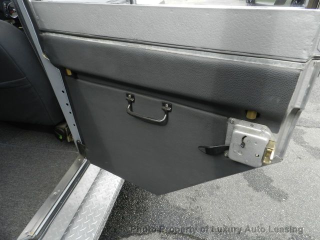 1967 Land Rover 109 SERIES II A  - 20701725 - 24