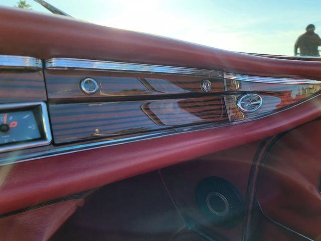 1967 Mercedes-Benz 250SE CONVERTIBLE, MANUAL TRANSMISSION, RESTORED! - 21761289 - 18