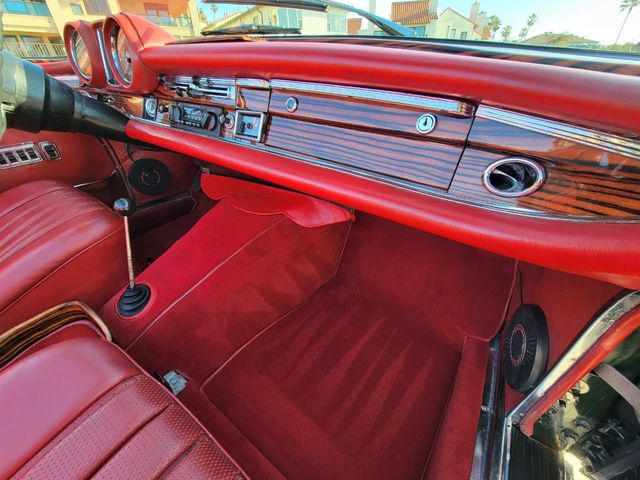 1967 Mercedes-Benz 250SE CONVERTIBLE, MANUAL TRANSMISSION, RESTORED! - 21761289 - 30
