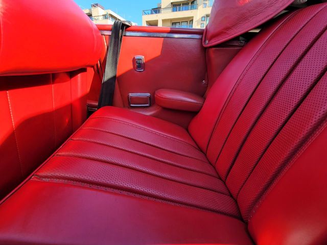 1967 Mercedes-Benz 250SE CONVERTIBLE, MANUAL TRANSMISSION, RESTORED! - 21761289 - 42