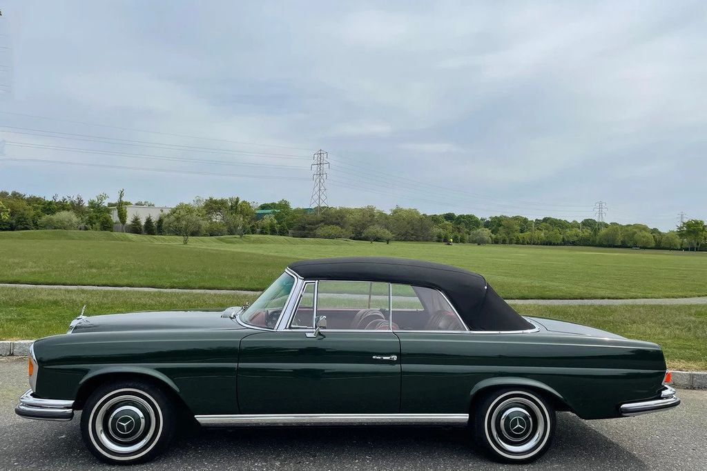 1967 Mercedes-Benz 250SE CONVERTIBLE, MANUAL TRANSMISSION, RESTORED! - 21761289 - 45