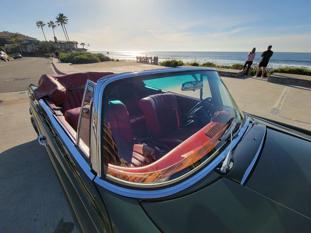 1967 Mercedes-Benz 250SE CONVERTIBLE, MANUAL TRANSMISSION, RESTORED! - 21761289 - 5