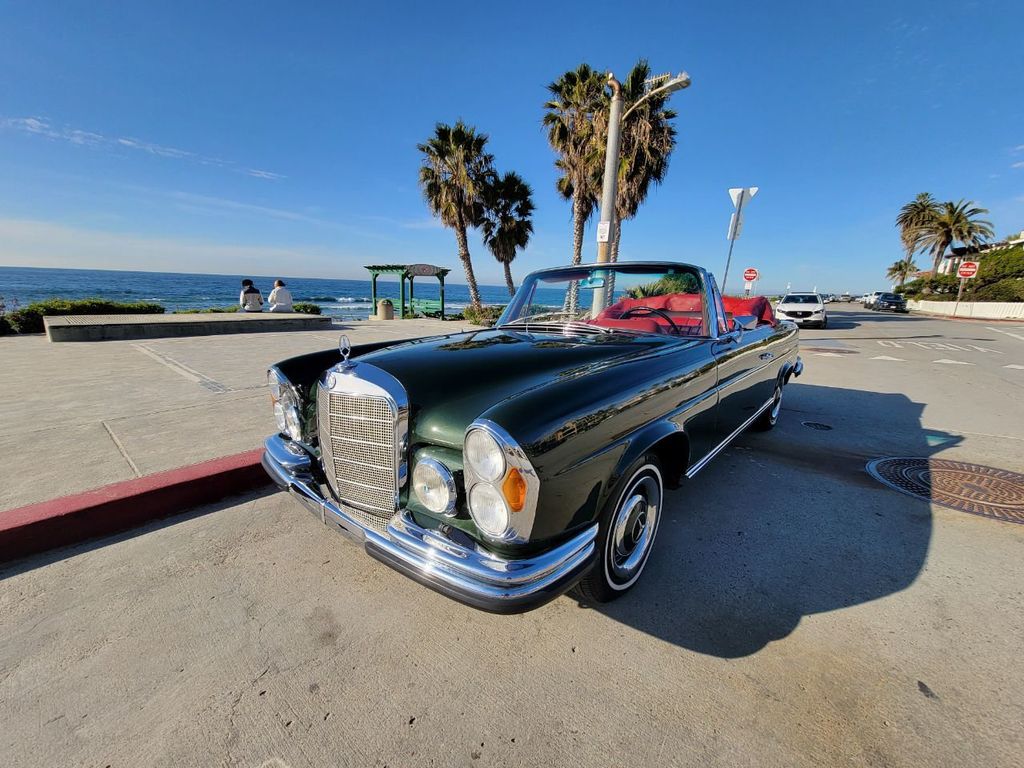 1967 Mercedes-Benz 250SE CONVERTIBLE, MANUAL TRANSMISSION, RESTORED! - 21761289 - 8