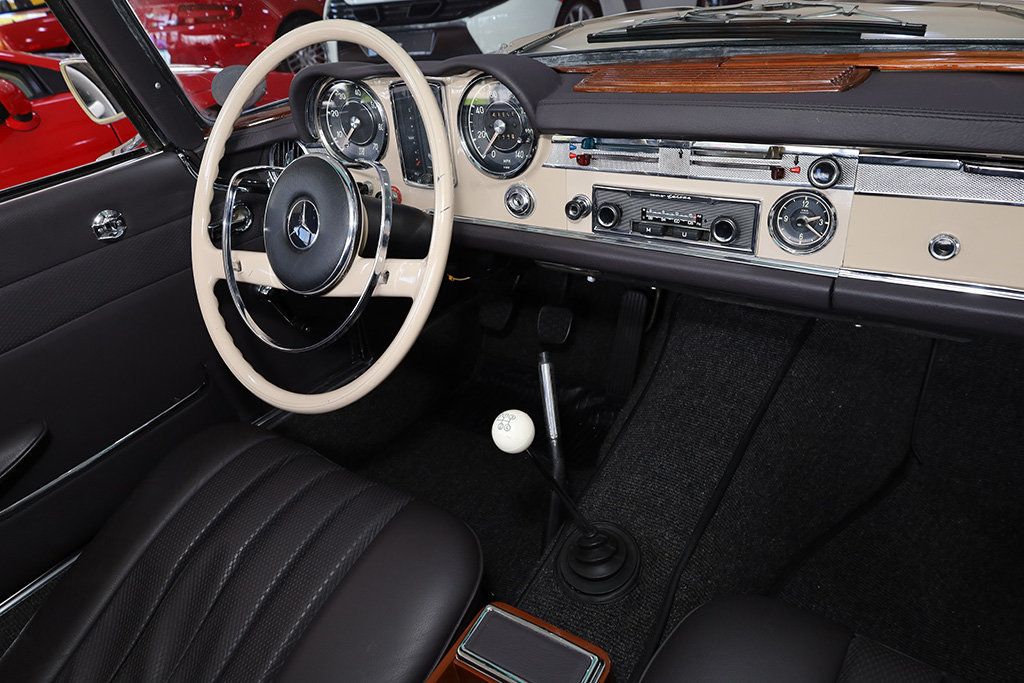 1967 Mercedes-Benz 250SL  - 21636224 - 13