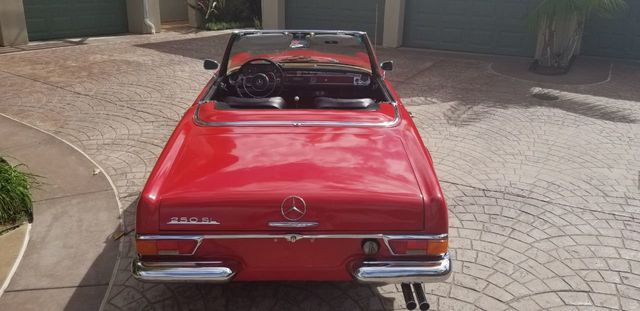 1967 Mercedes-Benz 250SL  - 17921585 - 40