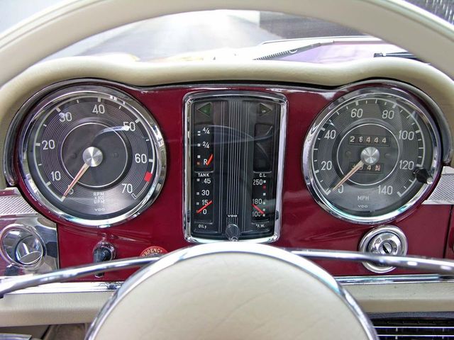 1967 Mercedes-Benz 250SL 250SL - 21105245 - 11