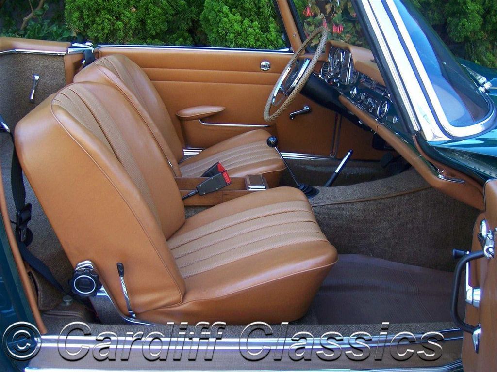 1967 Mercedes-Benz 250SL Pagoda Roadster - 11466556 - 16