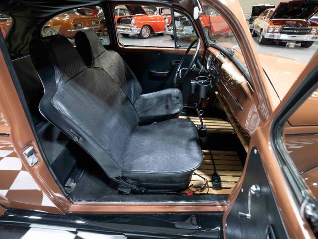1967 Volkswagen Beetle 4-SPEED FUN! - 23056650 - 34