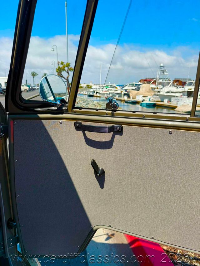 1967 Volkswagen Panel Bus  - 22980410 - 57