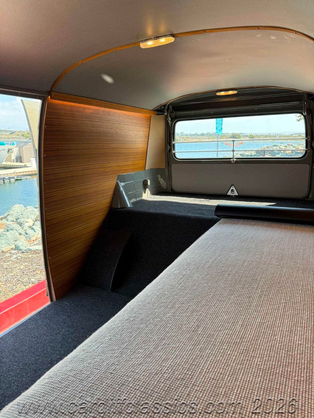 1967 Volkswagen Panel Bus  - 22980410 - 77