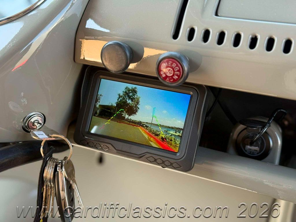 1967 Volkswagen Panel Bus  - 22980410 - 97