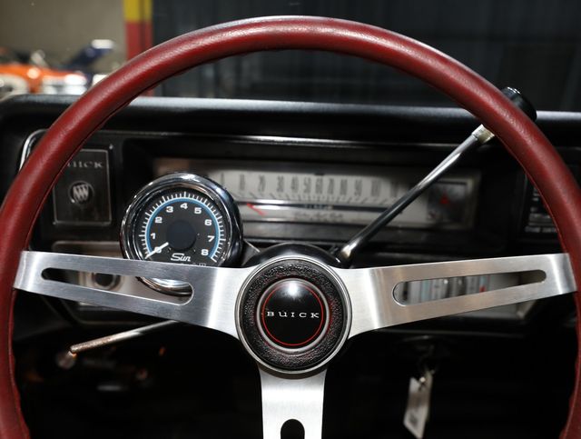 1968 Buick GS 400 - Scarlet Red - 23056714 - 60
