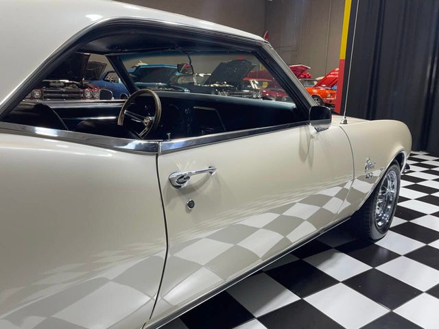 1968 Chevrolet Camaro PEARL WHITE - 22944649 - 32