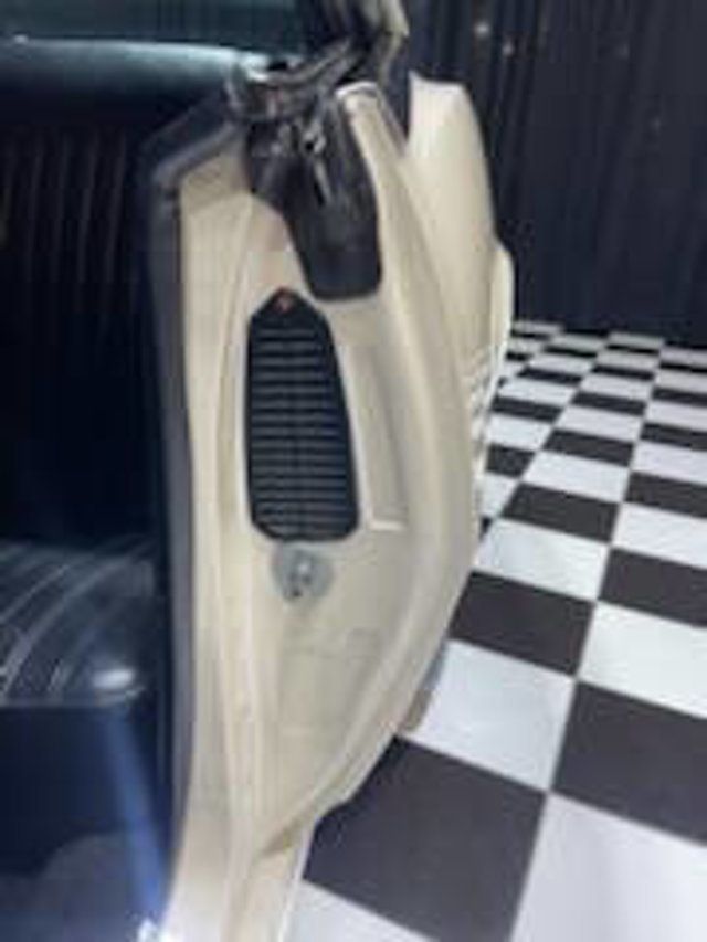 1968 Chevrolet Camaro PEARL WHITE - 22944649 - 55