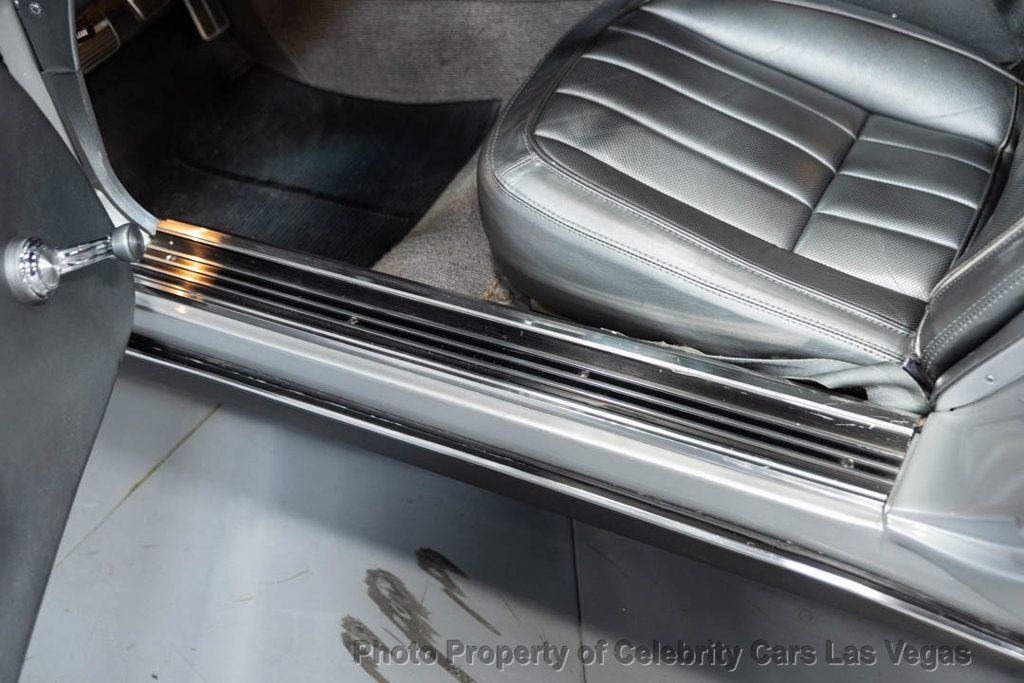 1968 Chevrolet Corvette  - 22977980 - 24