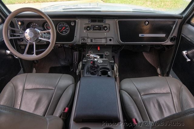 1968 Chevrolet Suburban Restored, Air Conditioning - 22486936 - 14