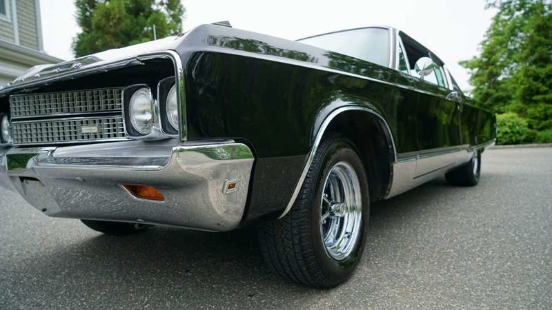 1968 Chrysler New Yorker Hardtop - 21838222 - 25