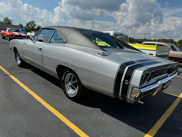 1968 Dodge Charger RT 440 4 SPD FULLY ROTISSERIE RESTORED - 22807048 - 3